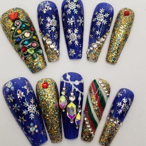 Christmas Press on Nails